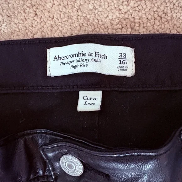 Abercrombie & Fitch Curve Love High Rise Skinny Black Jeans - Picture 4 of 6